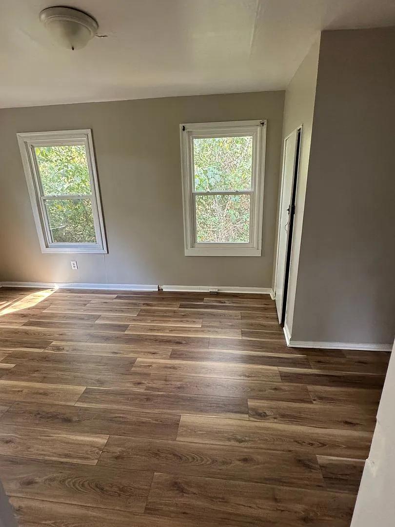 One Bedroom Duplex in Red Bank TN; Water & Sewer Included in Rent Price — Photo 3