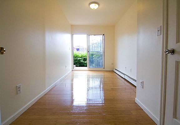 2nd image of 710 E 230th St #1A