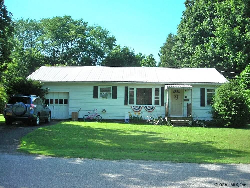 8 Danforth St, Hoosick Falls, NY 12090 Zillow
