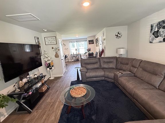 4th image of 1184 Mulligan Dr
