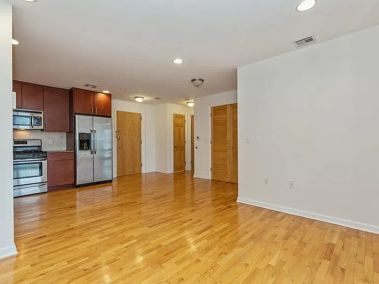 17 Meadow Rd #306 — Photo 5