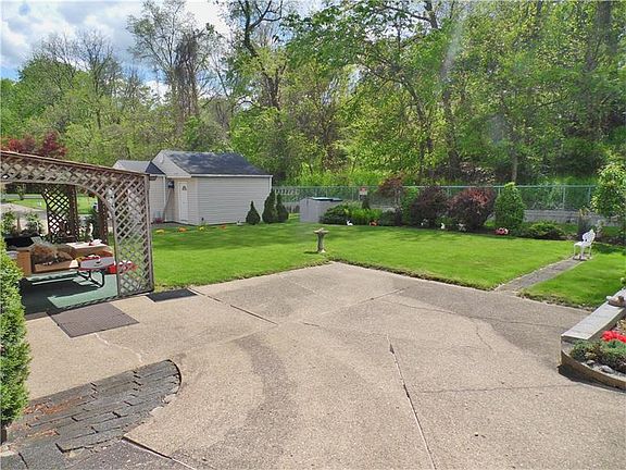 4th image of 5158 Colewood Dr