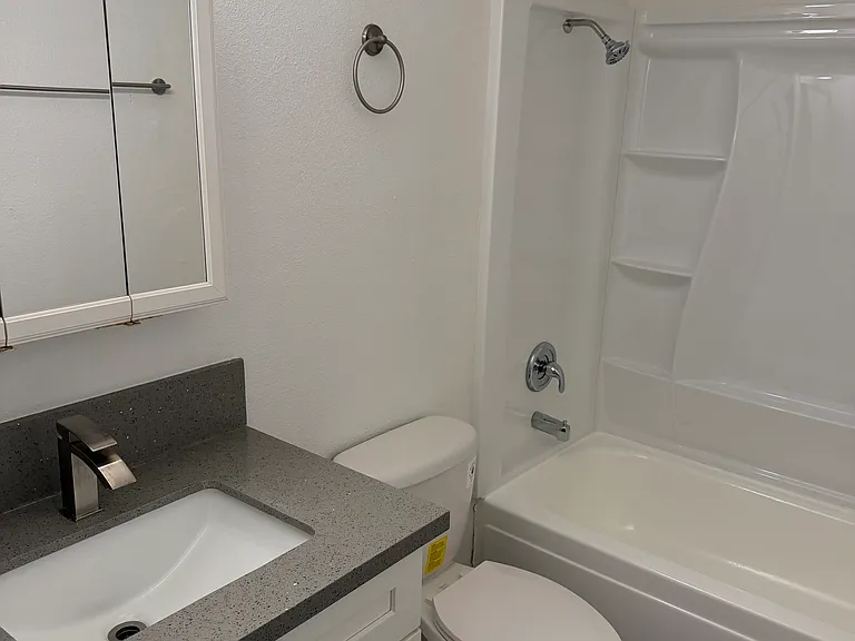 Desert Pines Villas — Photo 15