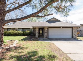 6915 S New Haven Ave, Tulsa, OK 74136