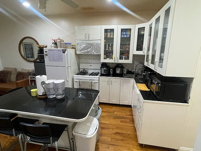 121 Cottage St #1 — Photo 3