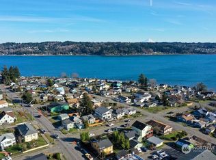 1018 Hayward Ave, Bremerton, WA 98310