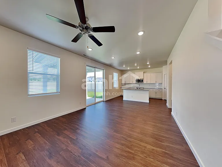 9412 W Shumard St — Photo 8
