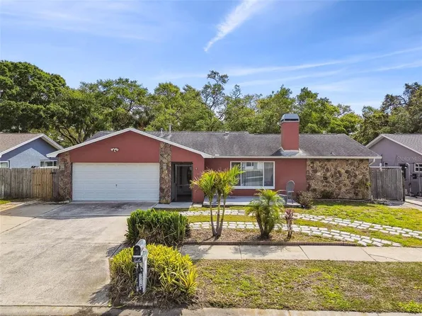 11467 93rd St, Largo, FL 33773