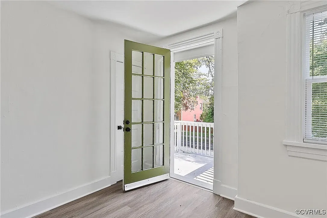 2 bed, 765 sqft, $1,945 — Photo 4