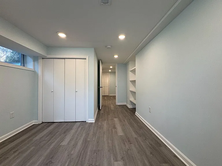 9405 Rhode Island Ave — Photo 25
