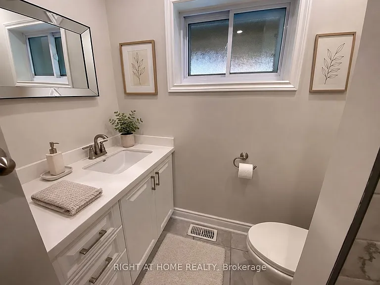 4 Trophy Dr #MAIN FL — Photo 4