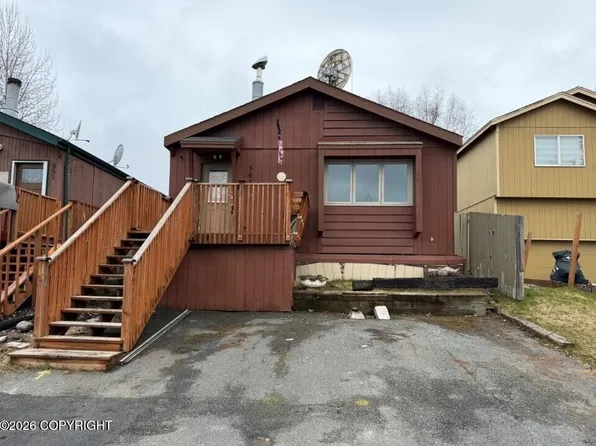 561 Izembek Cir, Anchorage, AK 99508