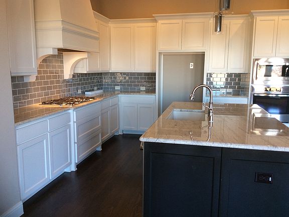 5th image of 12050 Sand Hill Dr