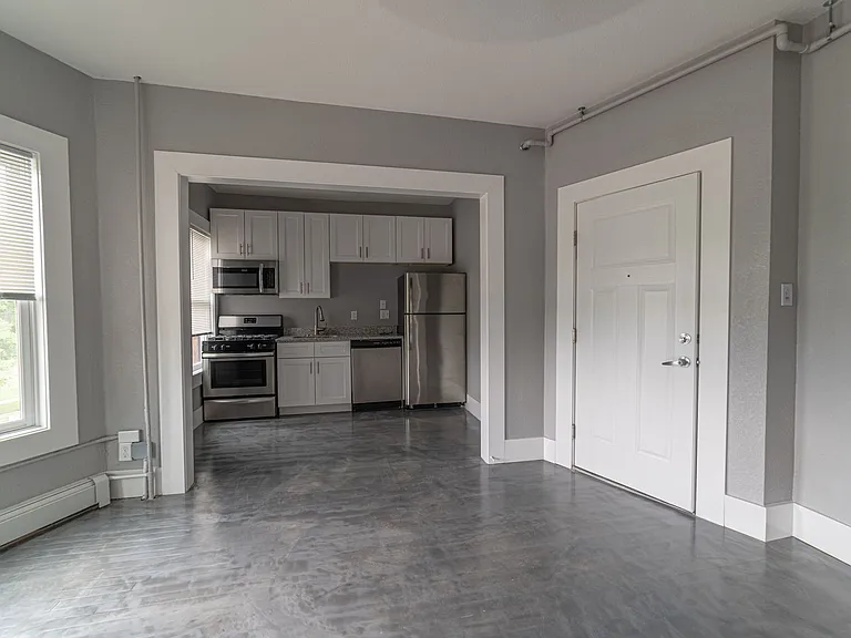 718 15th St — Photo 10