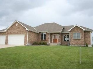 18231 153rd St, Basehor, KS 66012