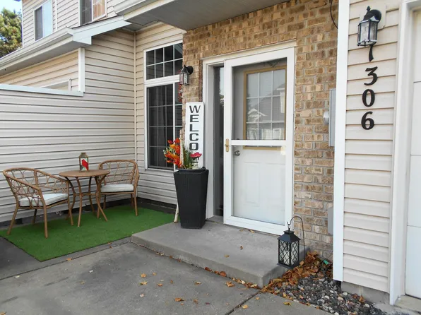 1306 123rd Dr NE, Blaine, MN 55434
