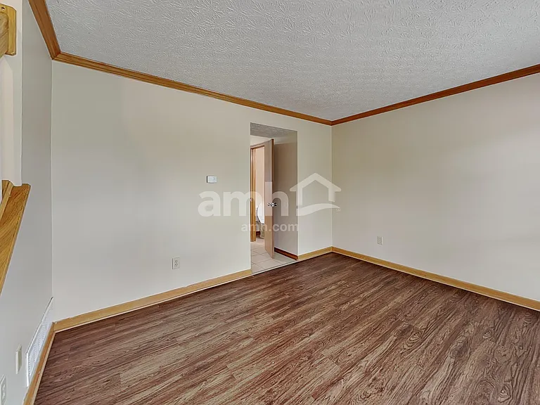 7624 Harbour Town Dr — Photo 5