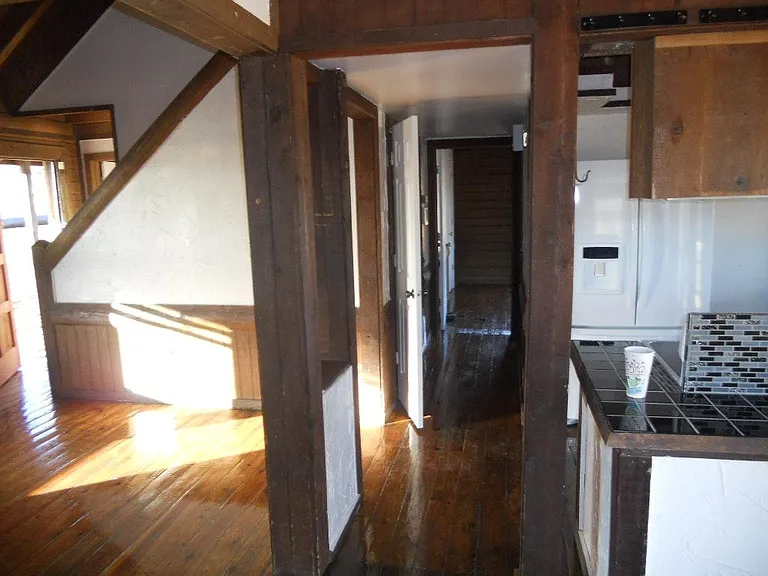 1 Creekwood Cir — Photo 33