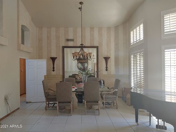 5th image of 3612 E Woodland Dr