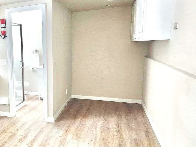 1248 Oak St #C — Photo 9