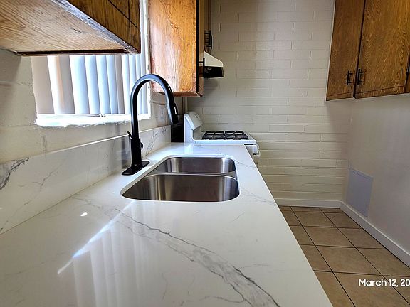 5th image of 3800 E 4th St #Ers15