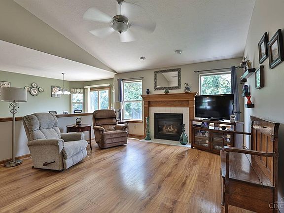 4th image of 6721 Beagle Dr