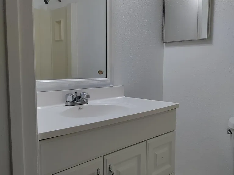 10600 S Gessner Dr #24 — Photo 25