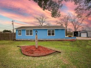 1124 Cemetary Rd, Angleton, TX 77515