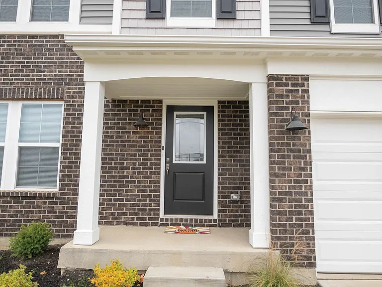 5762 Azra Ct — Photo 4