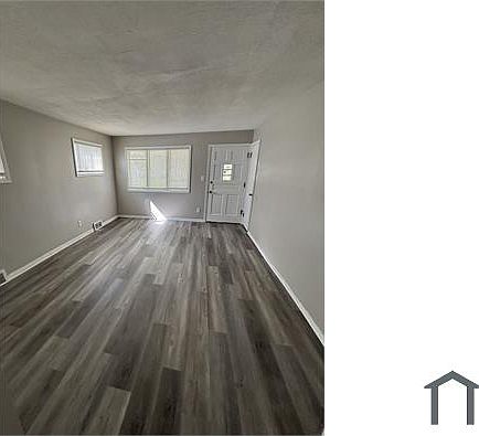 3rd image of 12408 Woodward Blvd
