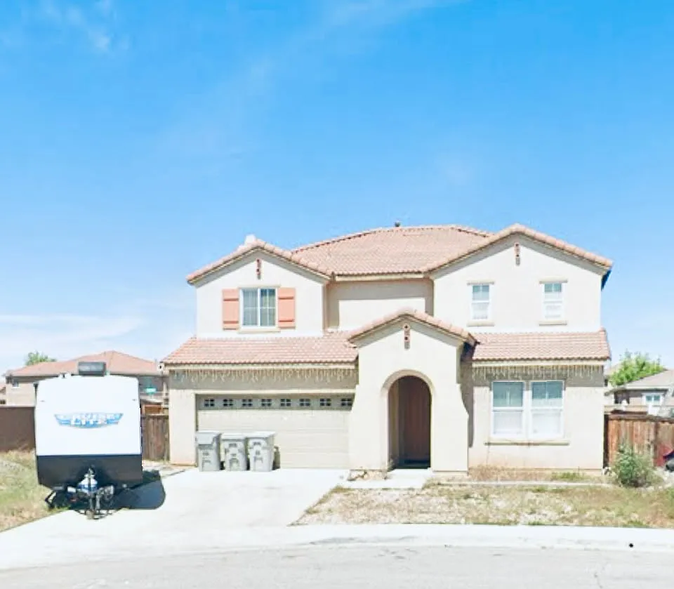 Trona Ct, Hesperia — Photo 1