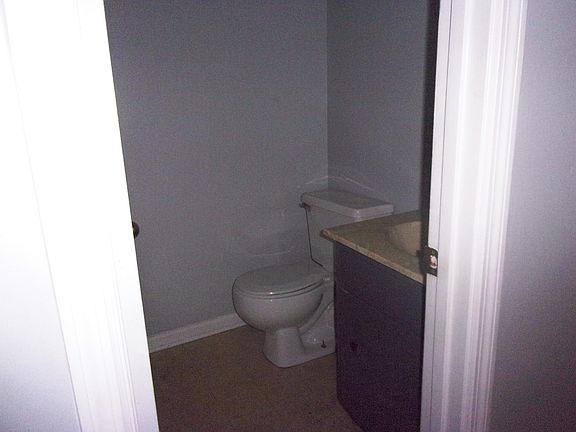 4th image of 1686 Classic View Dr
