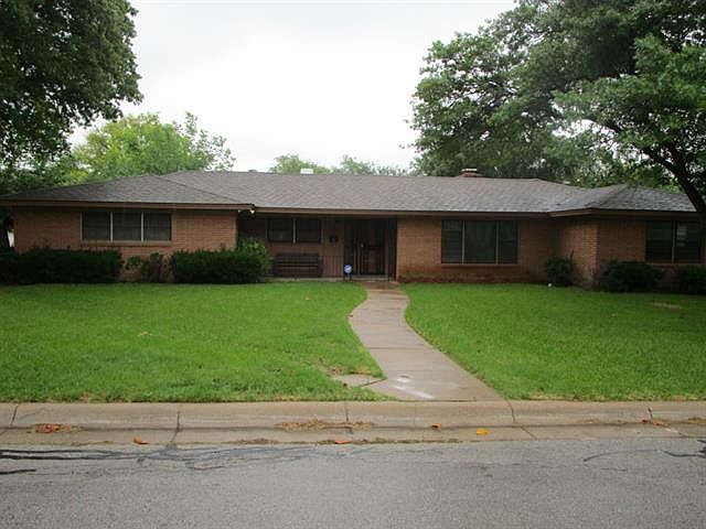 1st image of 3308 Wren Ave