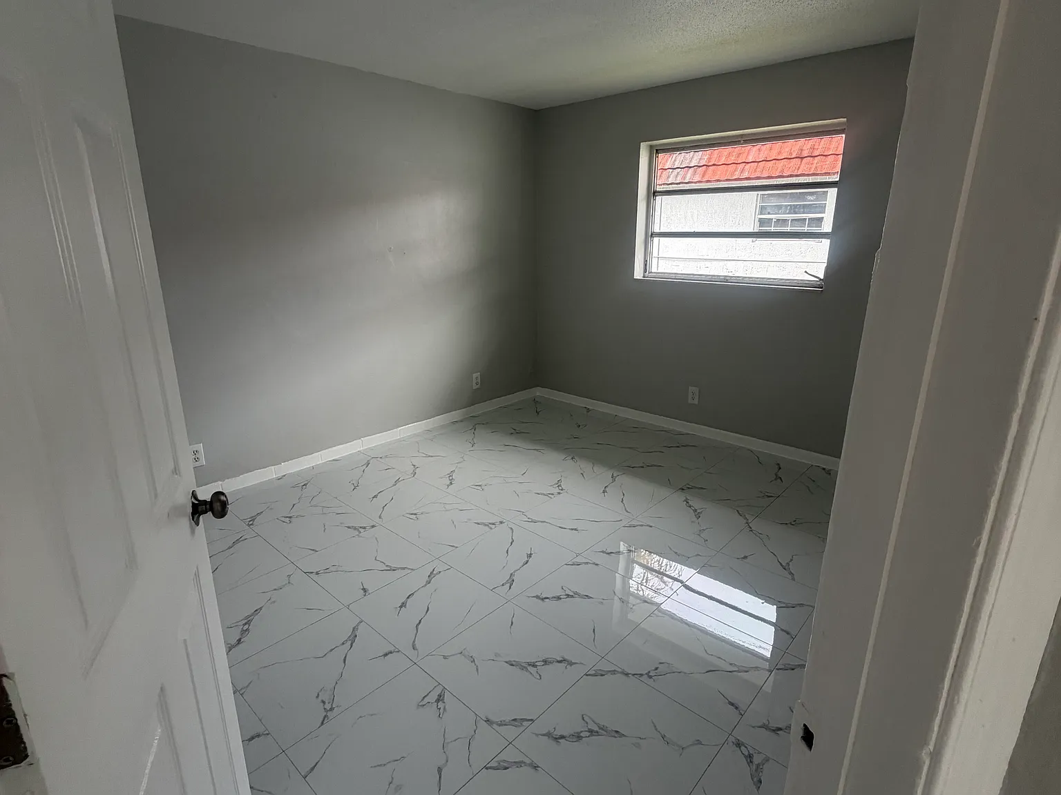 2 bed, 1.5 bath, 850 sqft, $1,850 — Photo 3