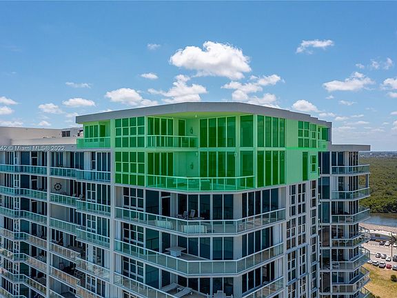 3rd image of 6051 N Ocean Dr #Penthouse 5