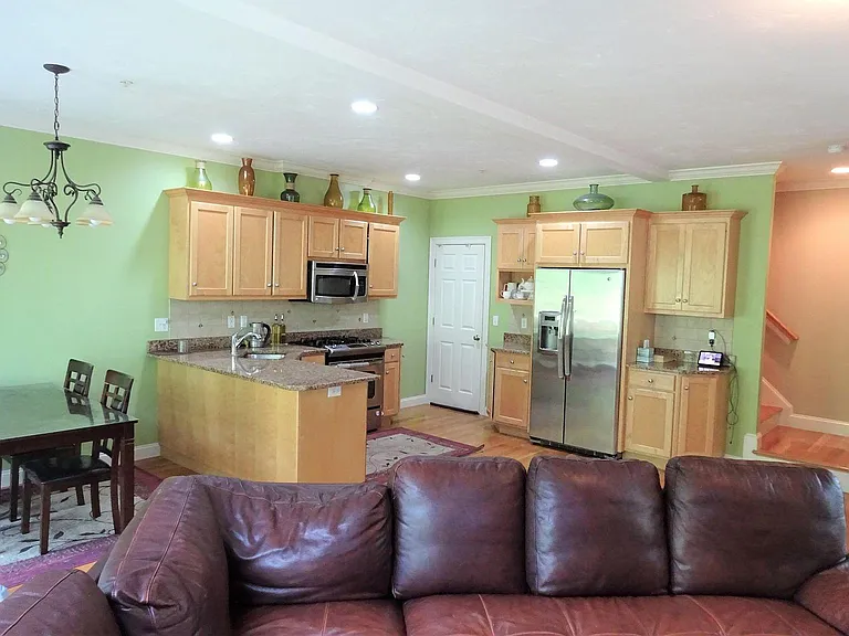 24 Autumn Ln — Photo 9
