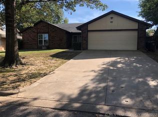 8630 E 77th Pl, Tulsa, OK 74133