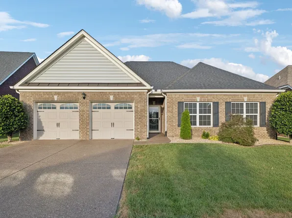 1026 Waterstone Dr, Lebanon, TN 37090