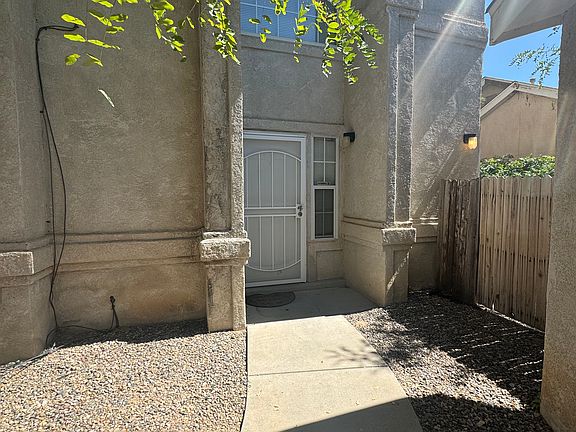 3rd image of 1126 Avenida Las Vistas NW