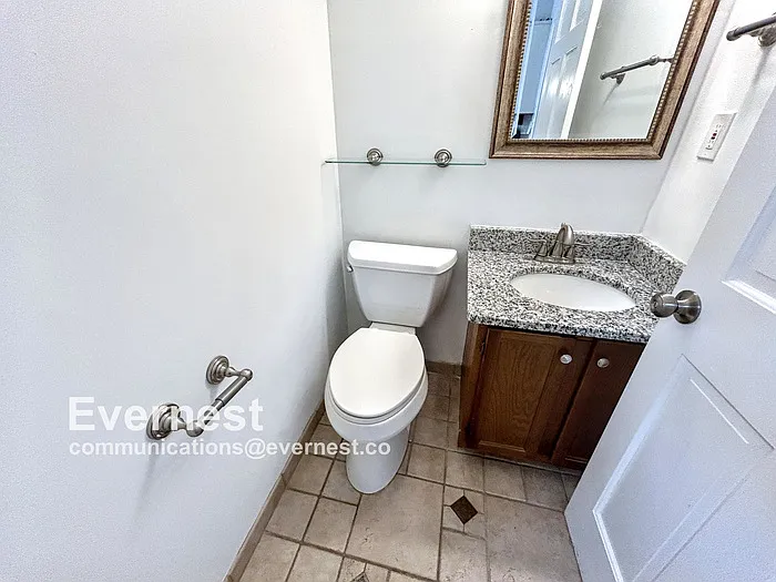 405 Revere Ct — Photo 43
