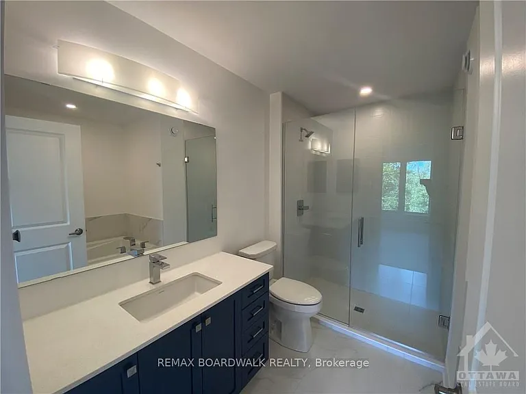 228 Bristol Cres — Photo 19