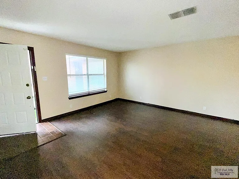 2906 Treasure Hills Blvd #D — Photo 5