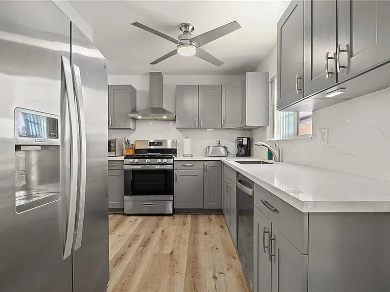 4990 Argyle Dr — Photo 12
