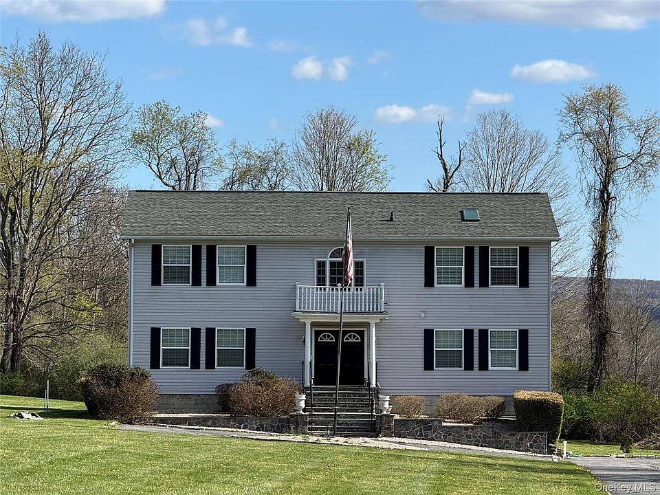 1st image of 1462 Clove Valley Road