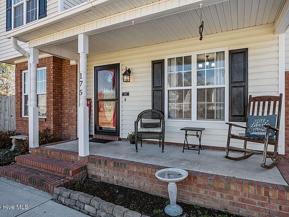 4th image of 175 Bridlewood Drive