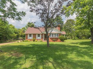 617 Oakdale Ave, Hohenwald, TN 38462