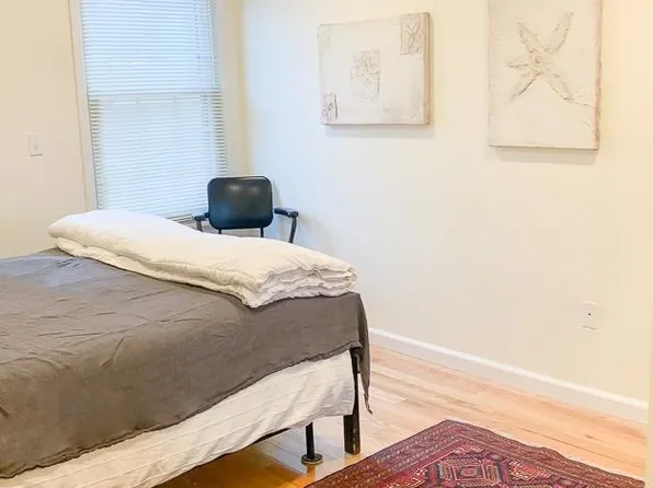 473 Newark Avenue image 12 of 19