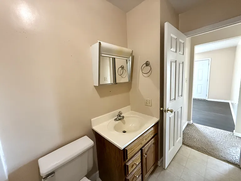 770 Deerfield Ln #4 — Photo 12