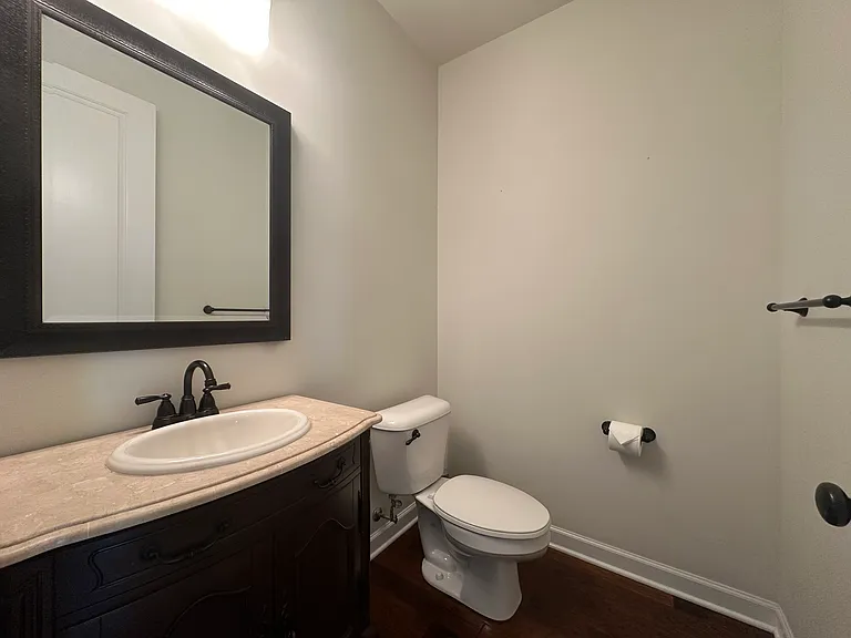 1555 Ruffner Ave — Photo 16
