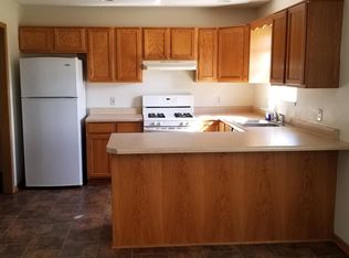 835 8th Pl SW, Demotte, IN 46310